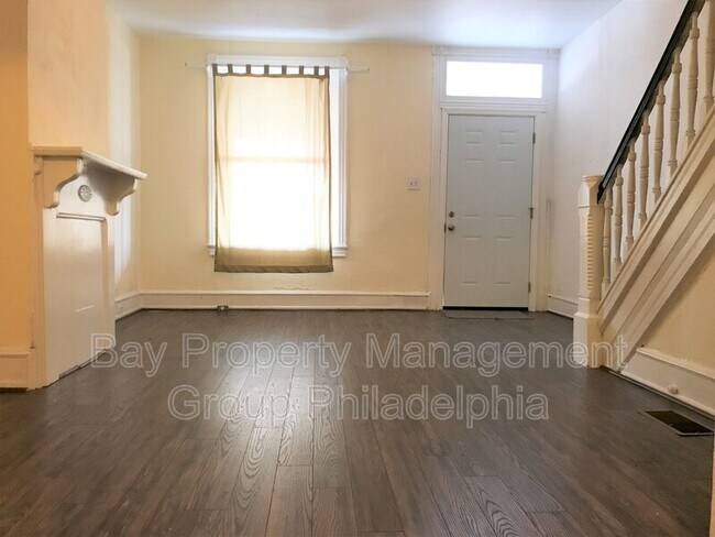 Foto del edificio - 2152 W Grange Ave