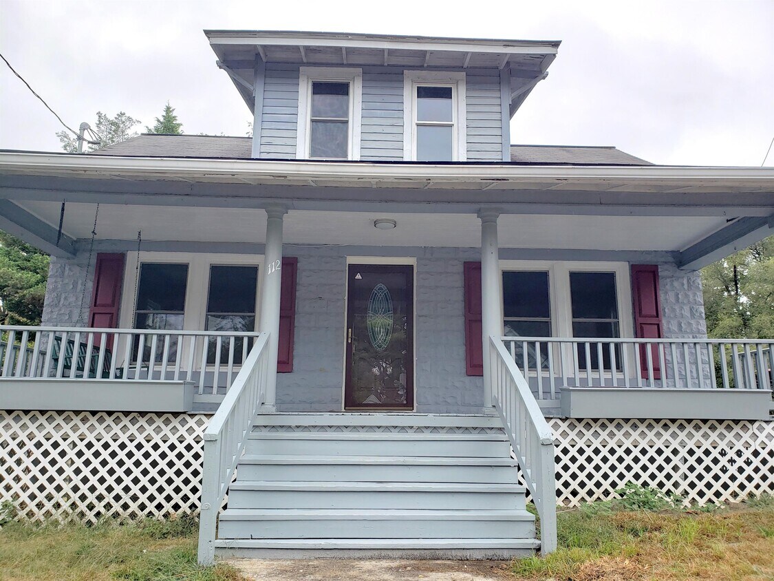 Primary Photo - 112 Mc Clure St