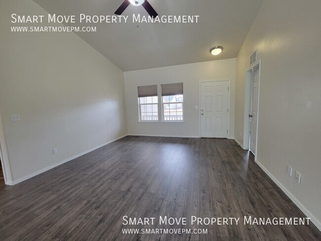 Foto del edificio - 4284 S Overhill Way