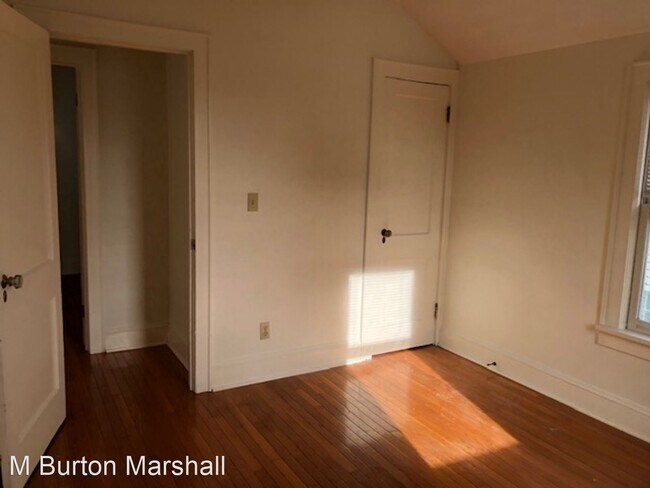 Building Photo - 3 br, 1 bath House - 22 Eaton St