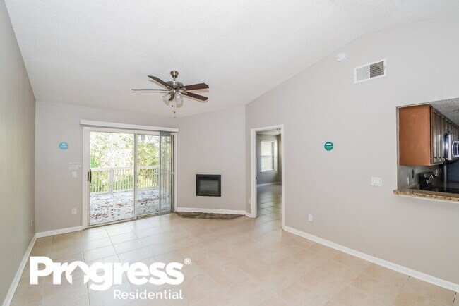 Building Photo - 226 Aquarius Cir W