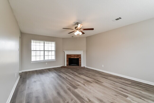 Building Photo - 6722 Finch Rd