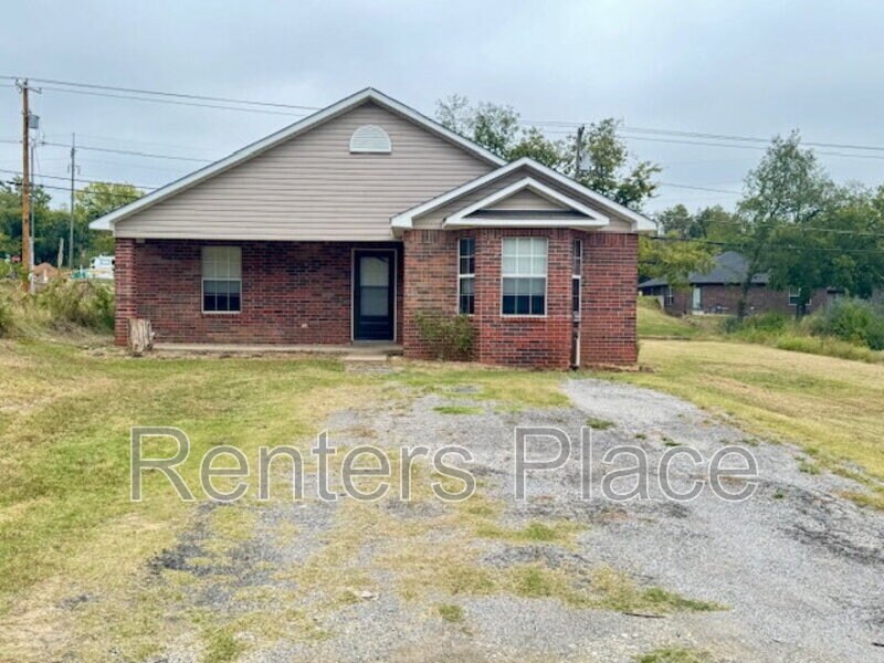 Foto principal - 713 N Main St