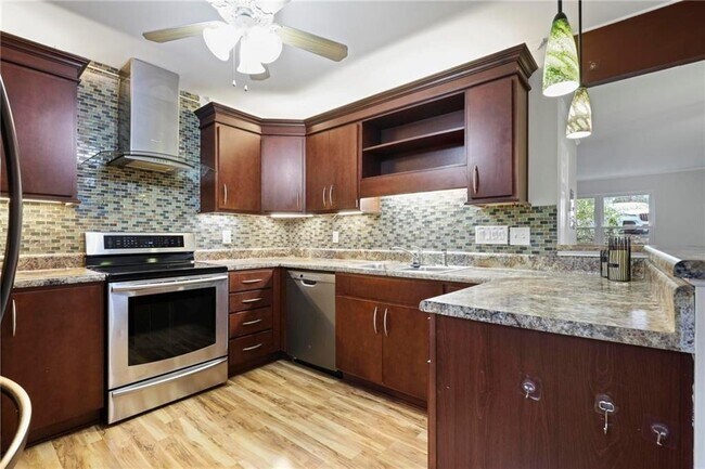 Foto del edificio - 1350 Overlook Cove SE