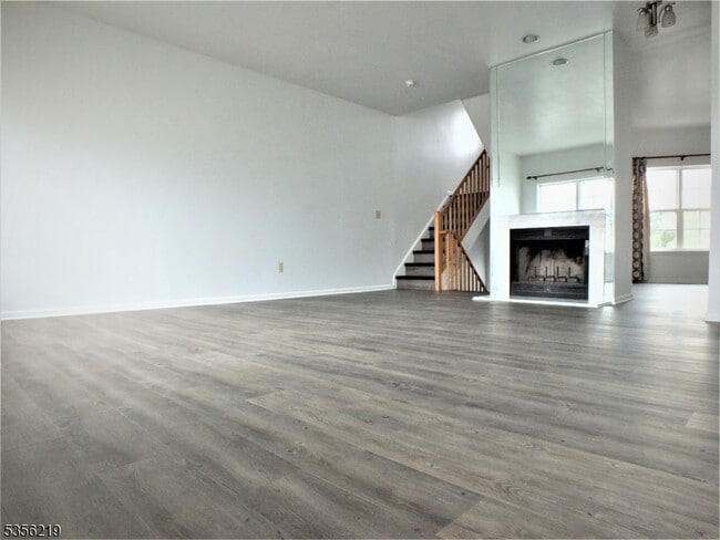 Building Photo - 1403 Norwood Way