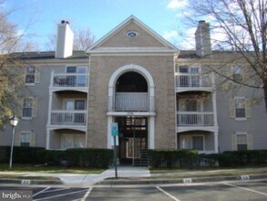 Building Photo - 5704 Shadwell Ct
