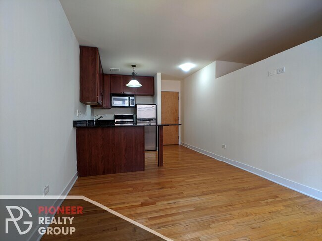 Foto del edificio - 630 W Wrightwood Ave