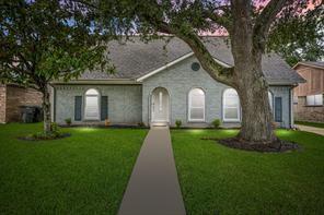 Primary Photo - 7923 Dawnridge Dr