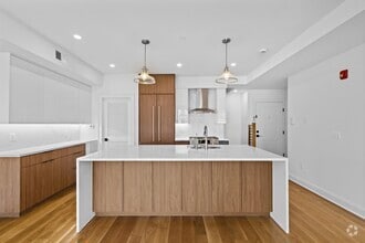 Building Photo - 318 4th St