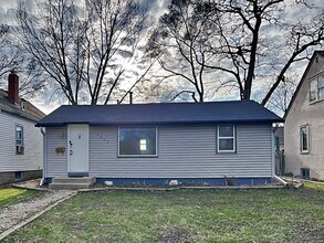 Building Photo - 5415 Emerson Ave N