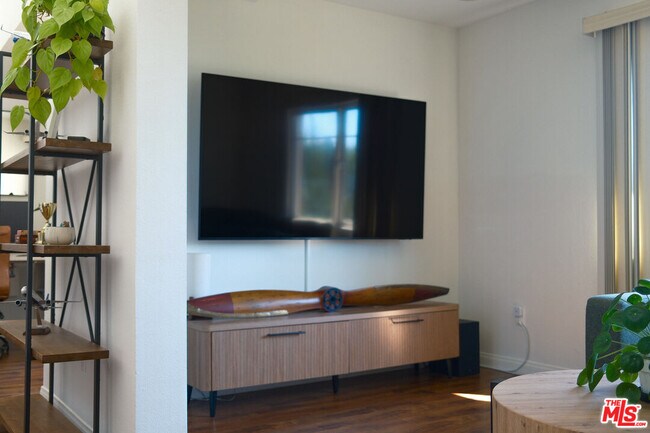 Foto del edificio - 13200 Pacific Promenade