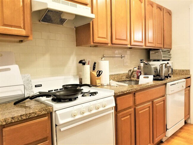 Foto del edificio - 2bed / 1bath close to Boston University