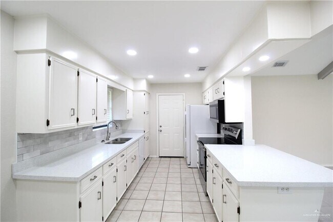Foto del edificio - 6601 N 15th Ln