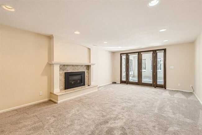 Foto del edificio - 11315 Lanewood Cir, Eden Prairie, MN, 55344