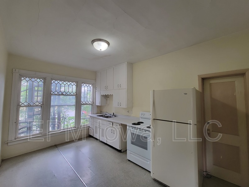 Primary Photo - 805 W Seerley Blvd