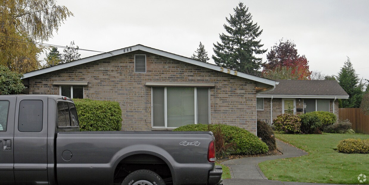 Foto del edificio - 322 7th St SW