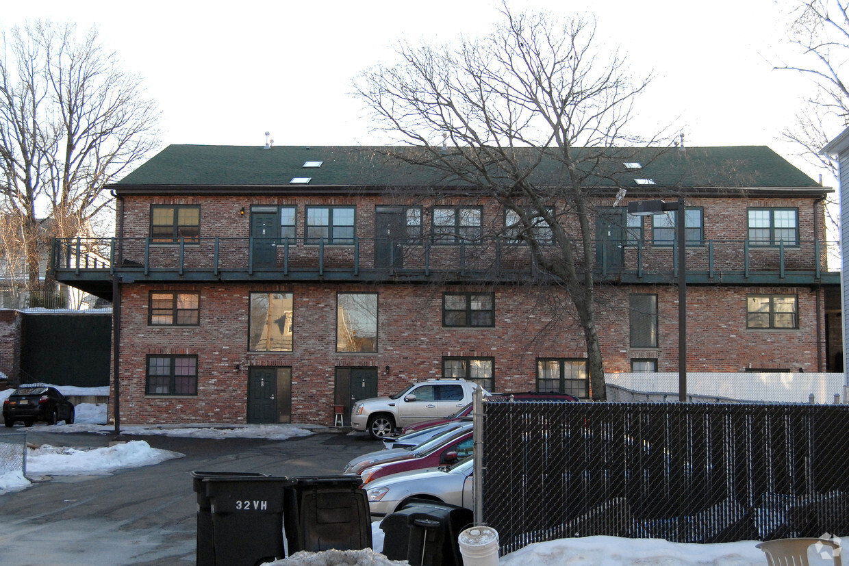 Building Photo - The Hamilton Heights Condominiums