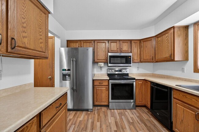 Foto del edificio - 11503 W Layton Ave