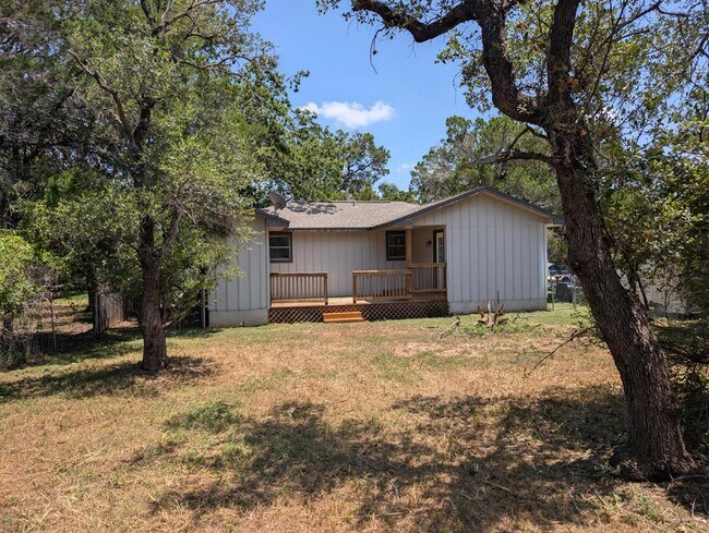 Foto del edificio - 6202 Hudson Bend Rd