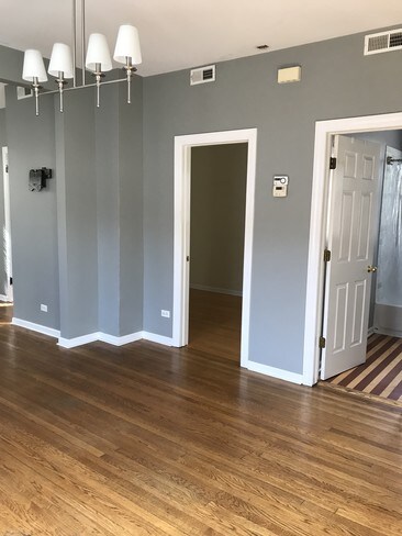 Foto del edificio - 4237 N Springfield Ave