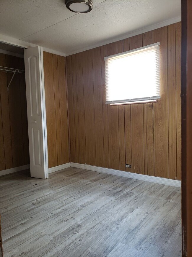 Foto del edificio - Two-Bedroom Mobile Home for Rent