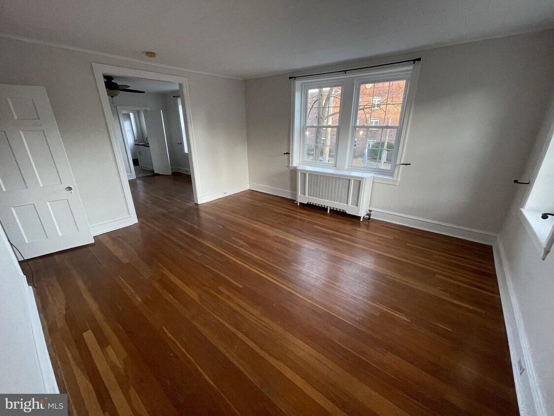 7001 McCallum St Unit A, Philadelphia, PA 19119 Room for Rent in