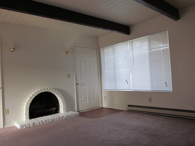 Living Room - La Hacienda Apartments