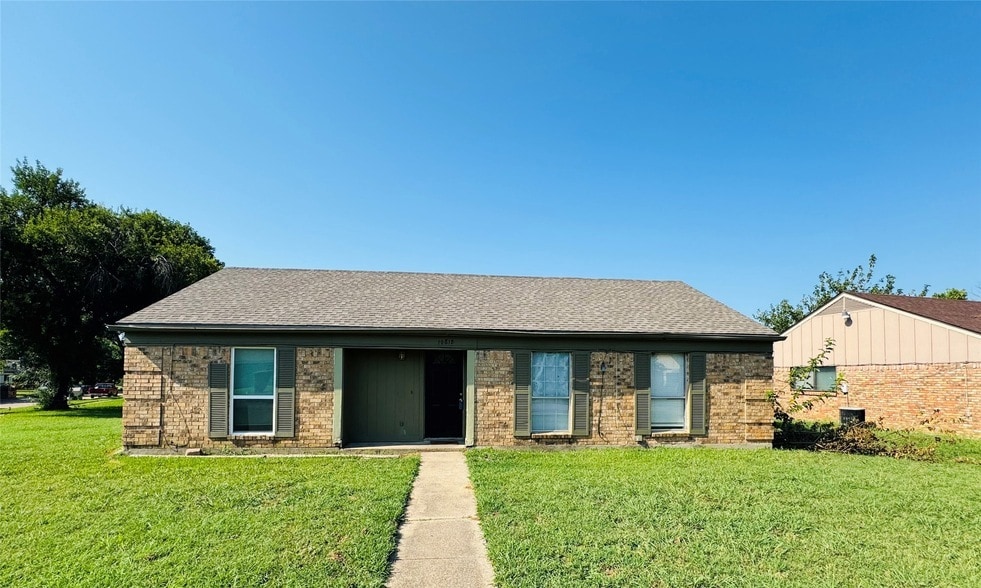 Foto principal - 10818 Sunnydale Dr