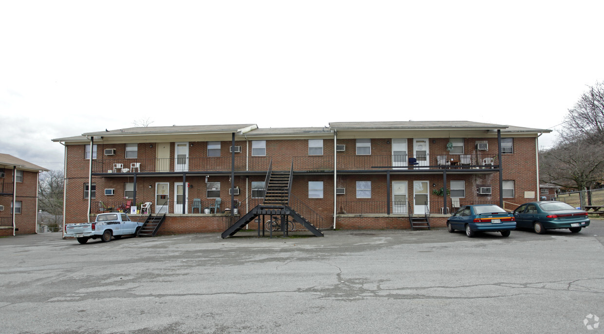 Primary Photo - 2630 Larkwood Ln
