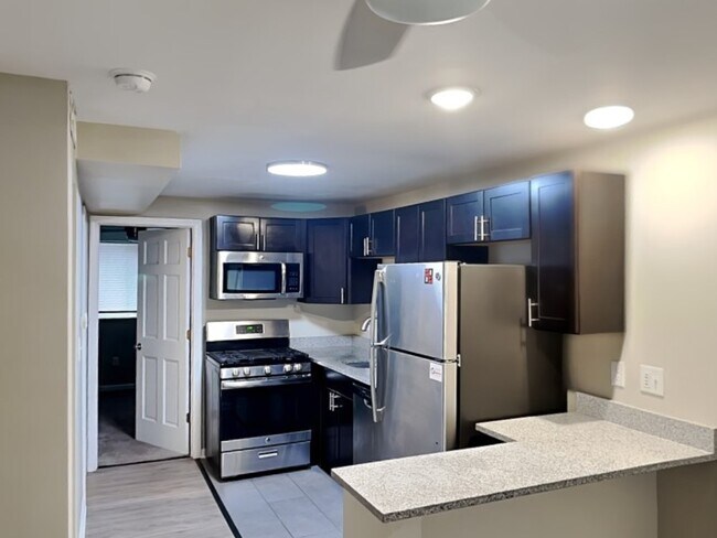 Foto del edificio - Lantern Square Apartments-B5