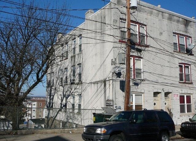Foto del edificio - 733-739 E 7th St