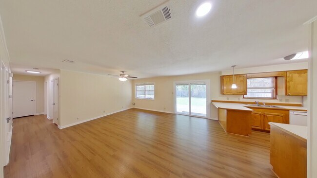 Building Photo - 416 Cavite Pl