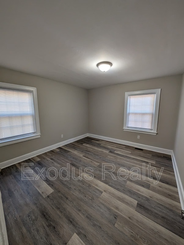 Building Photo - 1011 S 7th St