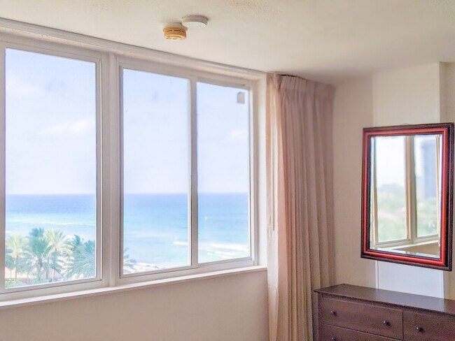Foto del edificio - 19201 Collins Ave