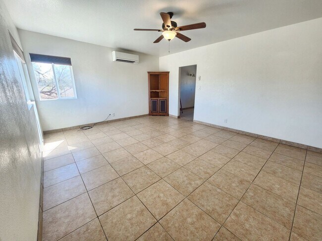Foto del edificio - Beautiful 2 Bedroom on 2 1/2 Acres