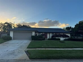 Building Photo - 7910 Glen Abbey Cir