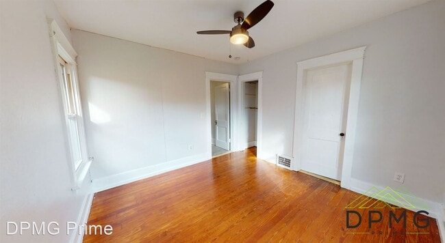 Building Photo - 2 br, 1 bath House - 224 S. Mifflin Ave.