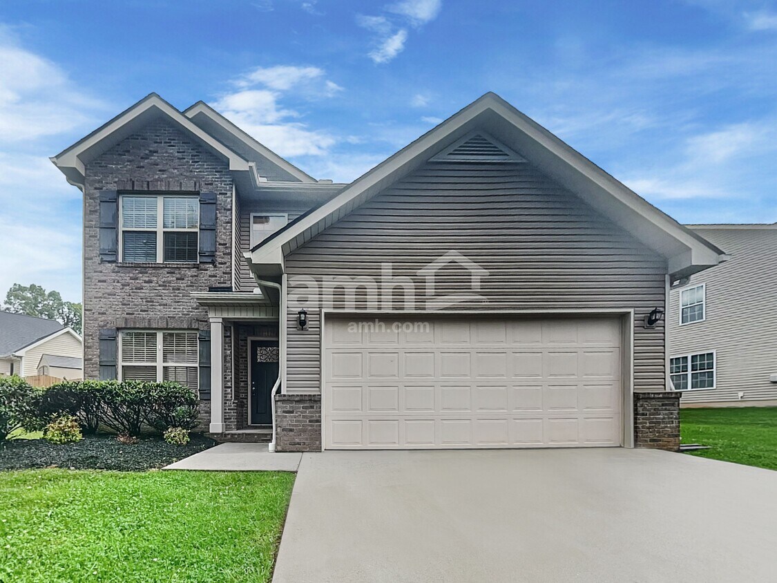 Primary Photo - 7315 Redwing Lane