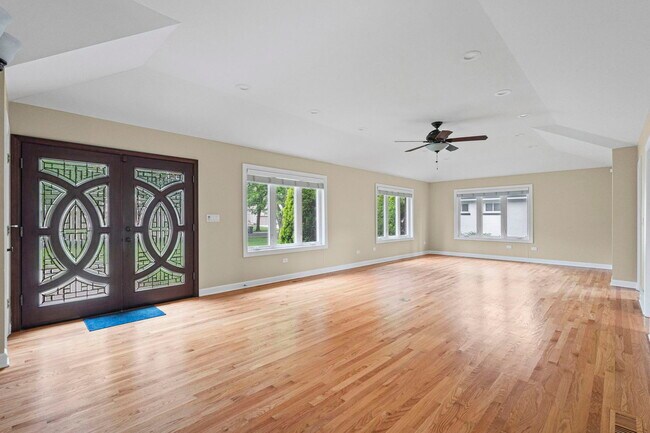 Foto del edificio - 29 Springlake Ave