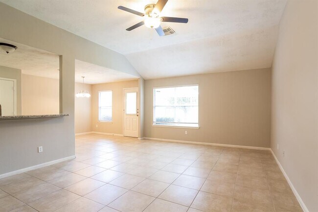 Foto del edificio - 2422 Fox Water Dr