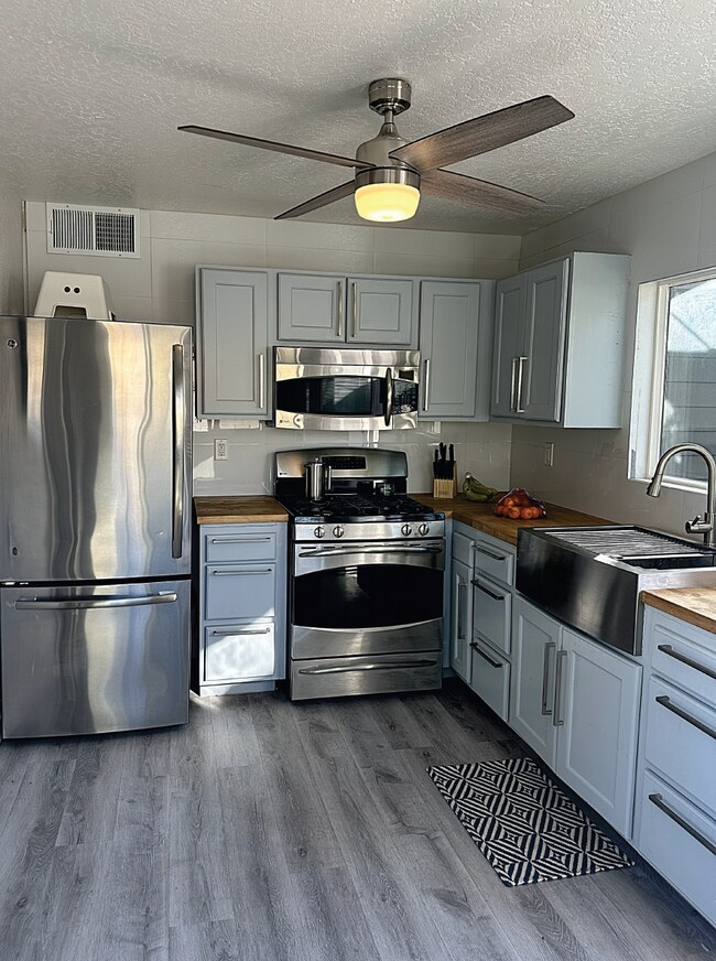 Foto del edificio - 4304 N 14th St