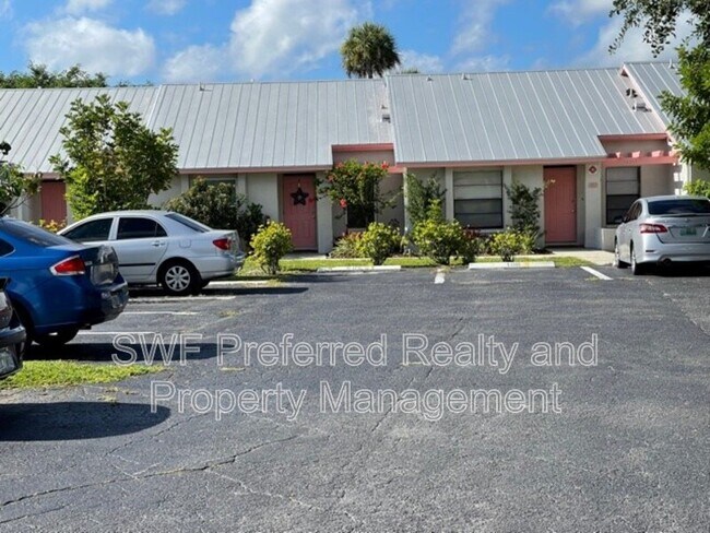 Foto del edificio - 7392 Constitution Cir