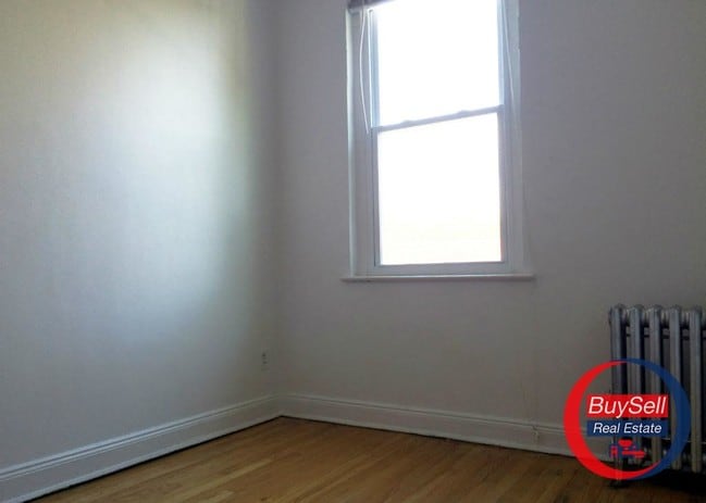 Building Photo - 2114 73rd St
