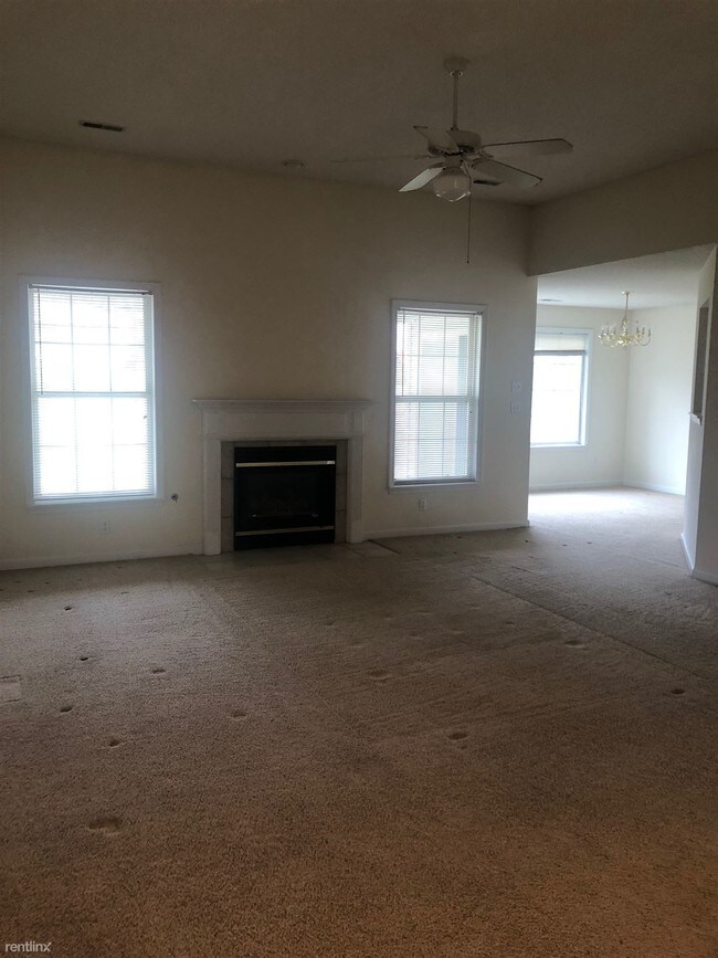 Foto del edificio - 3905 Gorham Oak Dr