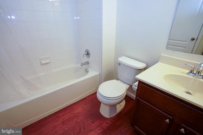 Foto del edificio - 7810 Quidditch Ln