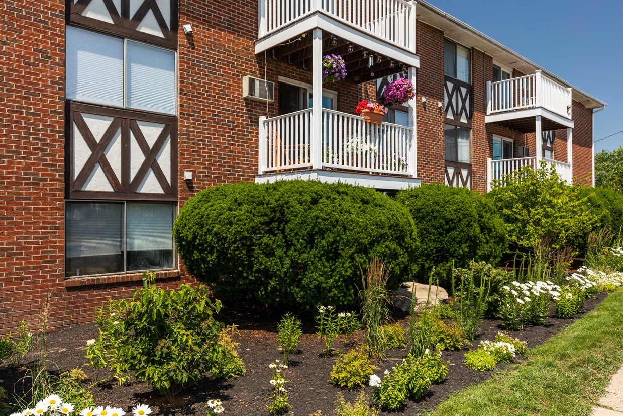Olde Hampton Village Apartments Apartments Hampton, NH