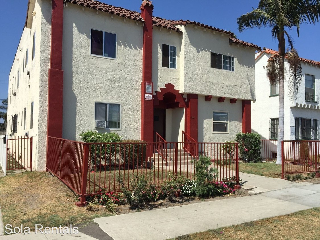 Primary Photo - 1103 W 64th St