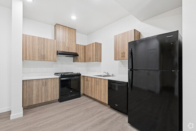 1BR, 1BA - 607SF - Kitchen - Harrington Grove
