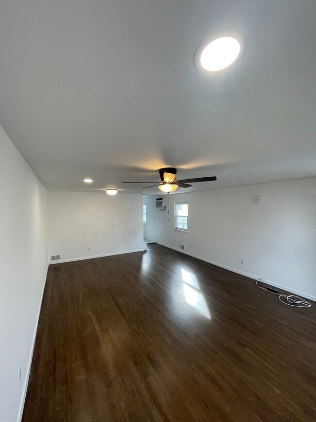 Foto del edificio - 314 Wilson Ave