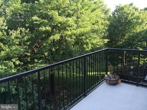 Building Photo - 3052 S Buchanan St